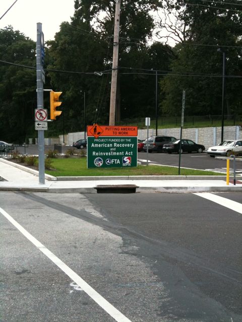 $3,000 Green Sign